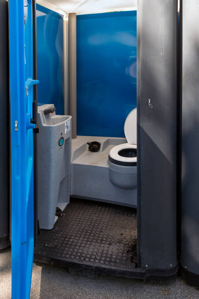 Portable Toilet Options We Offer in Rising Sun, IN