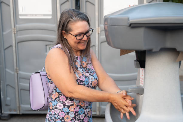 Affordable portable toilet rental in Rising Sun, IN